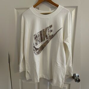 NWOT Nike Metallic Logo Lightweight Tunic Sweatshirt